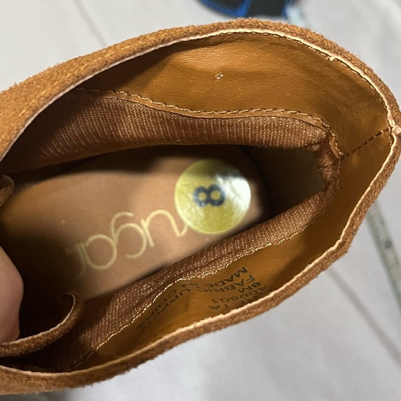 Brown like new condition wedged booties. - Picture 2 of 7